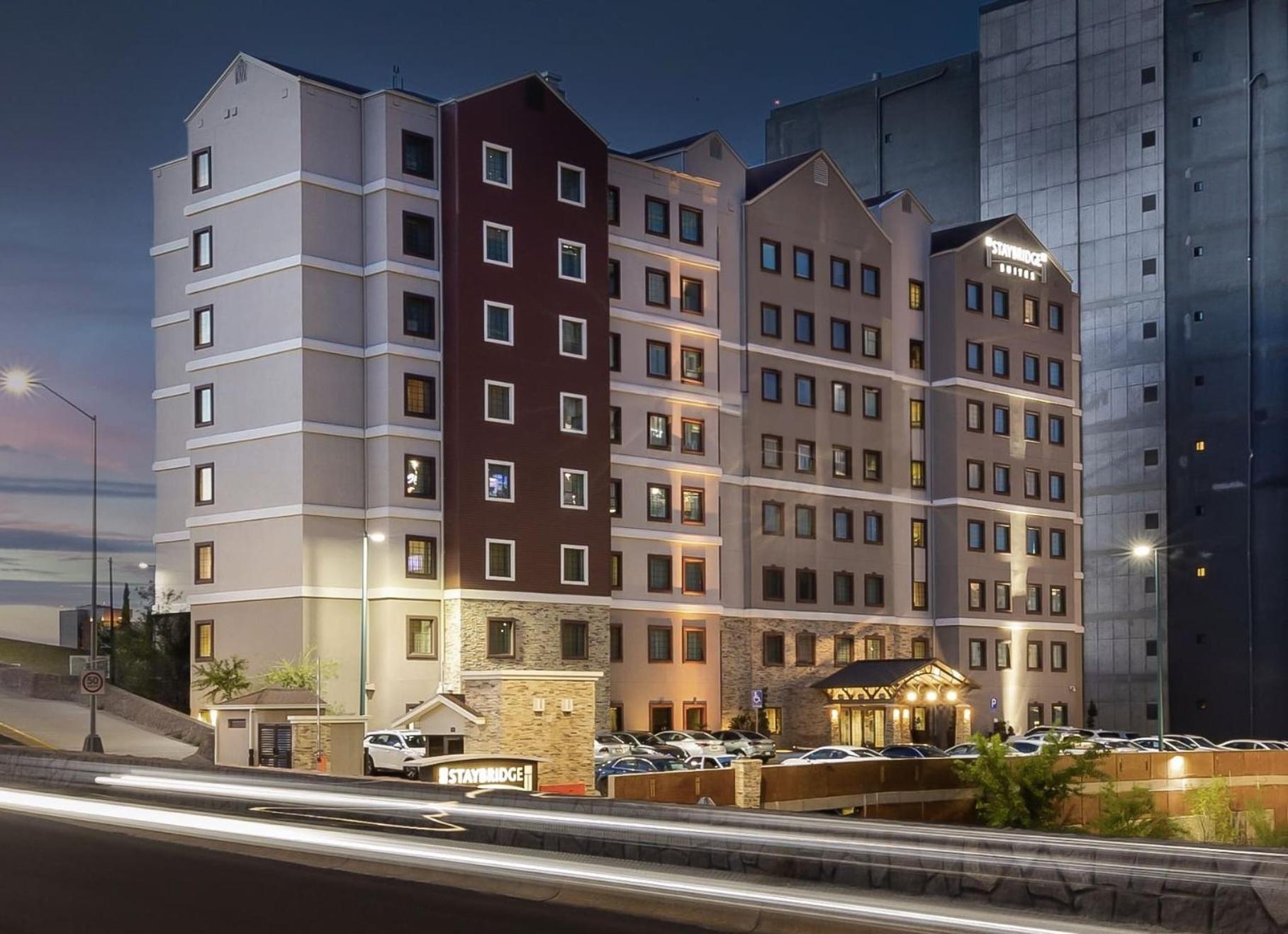 Staybridge Suites Chihuahua By Ihg Exterior photo