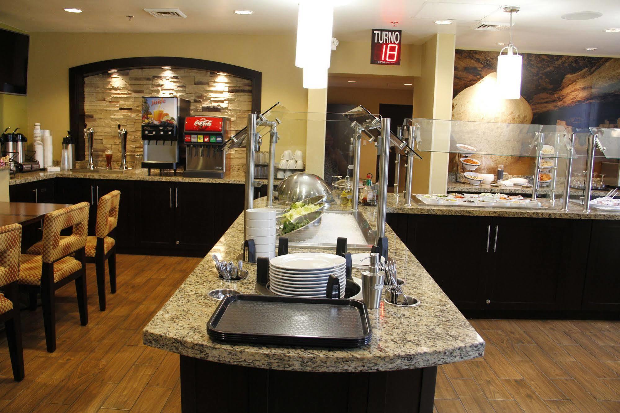 Staybridge Suites Chihuahua By Ihg Exterior photo